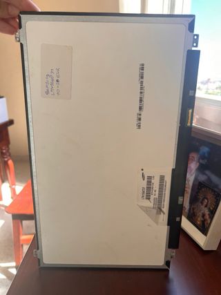 Pantalla Sansung LTN15GAT 37