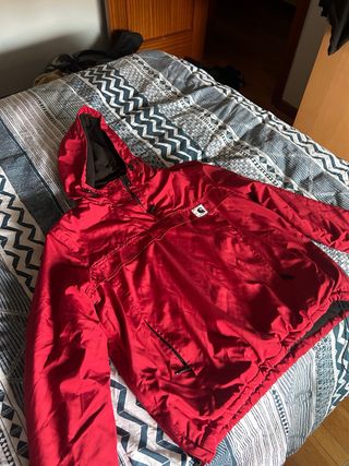 Cazadora roja Carhartt