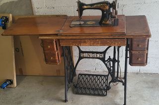 Macchina da cucire Singer vintage del 1911
