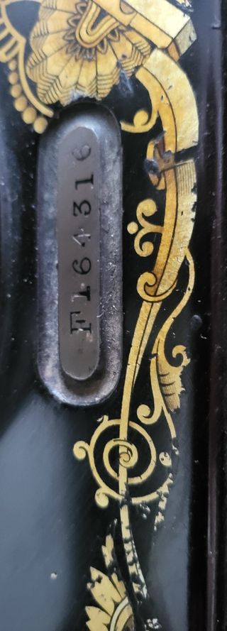 Macchina da cucire Singer vintage del 1911