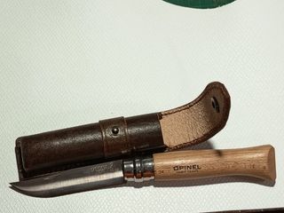 Coltello Opinel N°9 - Nuovo con fodero