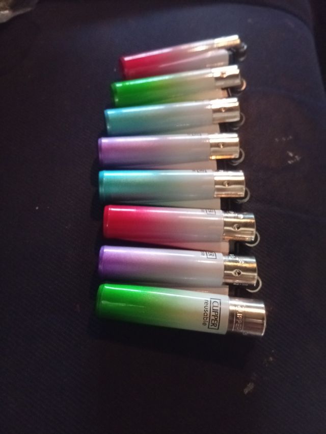 Caja Encendedores Clipper | Colores