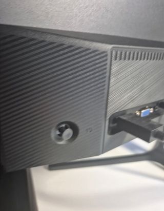 Monitor PEAQ 24" 100Hz