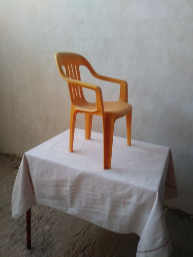 Sillas guardería resina - 12 uds precio unitario