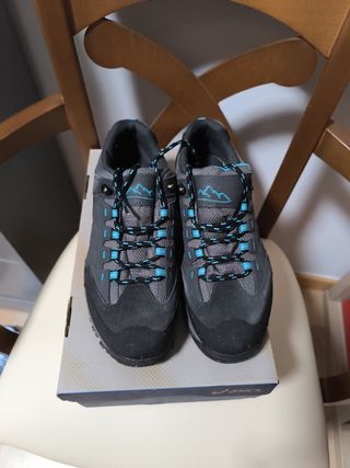 Zapatillas montaña Lidl grises-azules