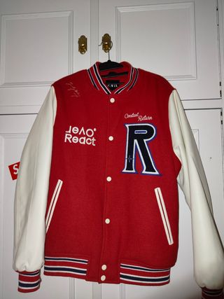 Chaqueta bomber Zara roja