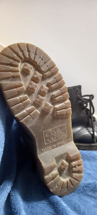 Botas DR MARTENS puntera de acero