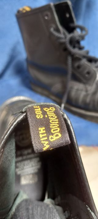 Botas DR MARTENS puntera de acero