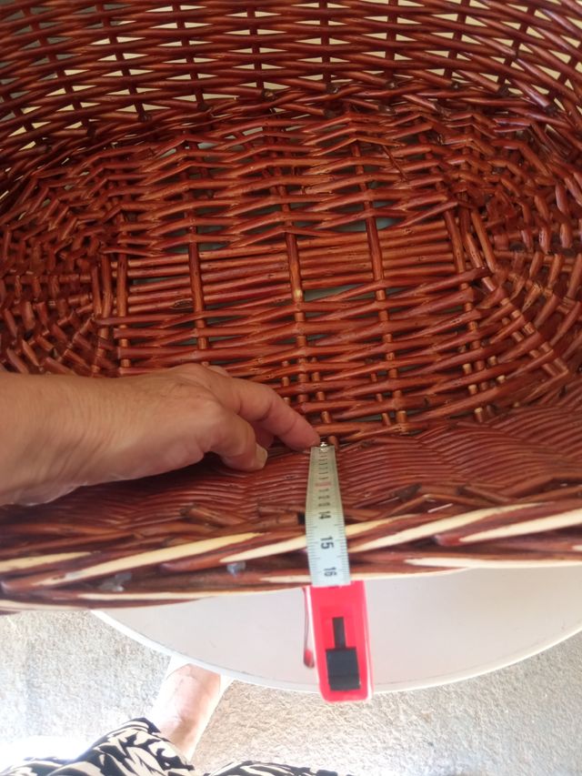 Cesta mimbre marrón