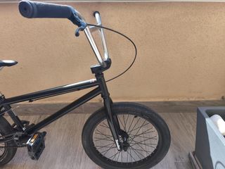BMX Sunday Primer - Bicicleta