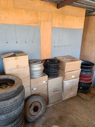 Llantas 15" - 17" nuevas y usadas