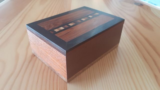 Cajita madera artesana