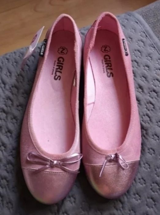 Manoletinas marca Girls a estrenar.