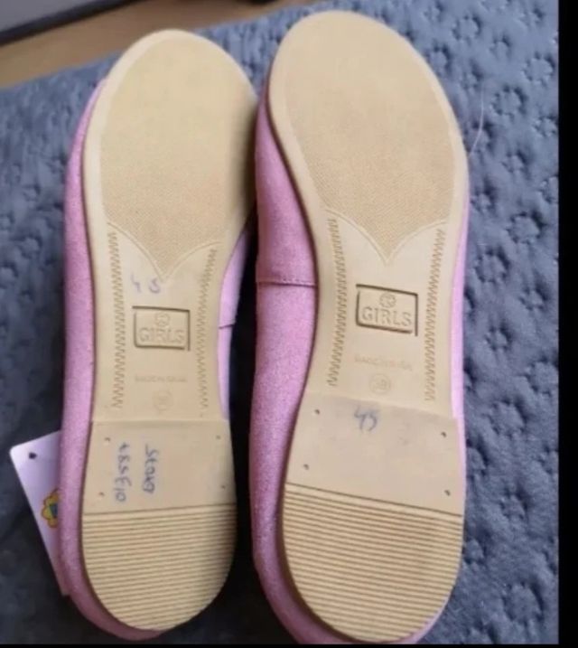 Manoletinas marca Girls a estrenar.