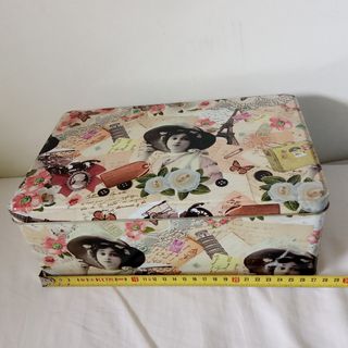 Caja metálica vintage - Decorativa