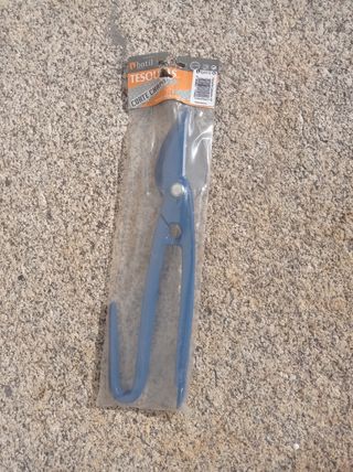 Tijeras cortar chapa 30cm. Sin estrenar 