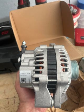 Alternador Suzuki SX4 - P0527494