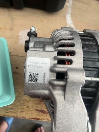 Alternador Suzuki SX4 - P0527494