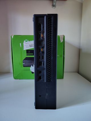 Xbox One 500GB Nera con Controller e Scatola