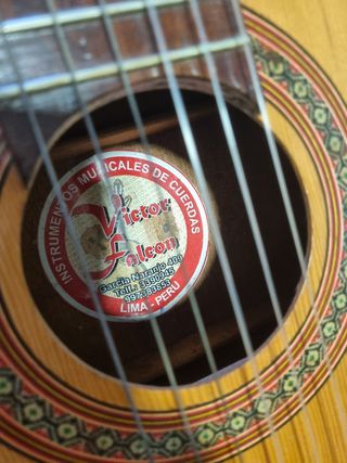 Guitarra clásica Importación desde Perú