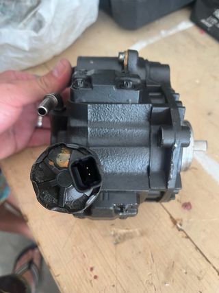Bomba inyectora Ford 2.0 TDCi