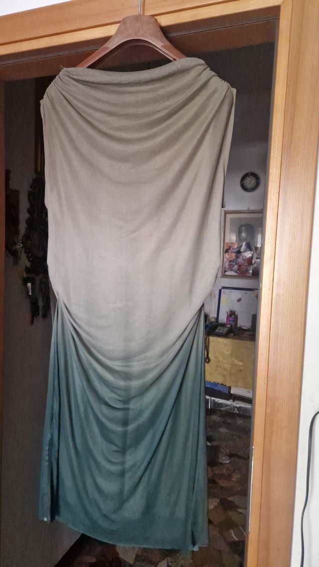 Vestito estivo verde-cachi