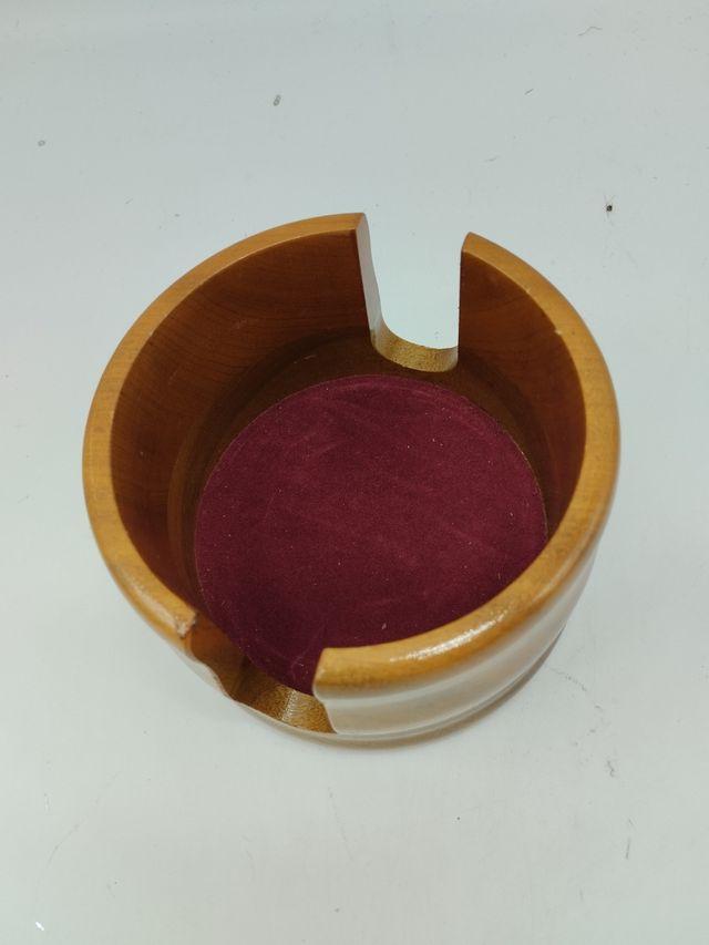 Recipiente de madera