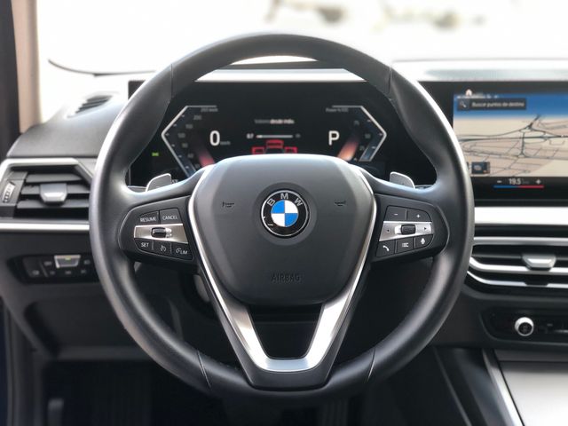 BMW 318dA TOURING G21.