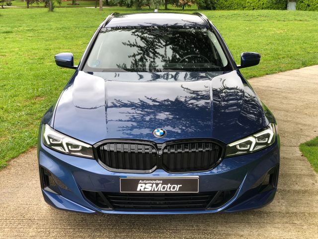 BMW 318dA TOURING G21.