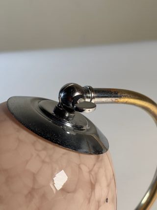Abat jour da comodino Art Decò ottone e vetro rosa