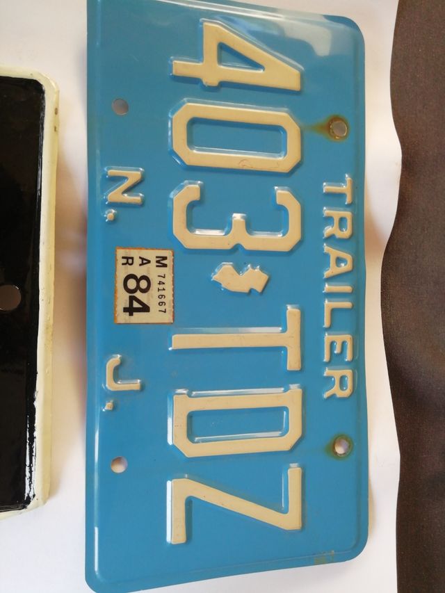 2 Chapas: Matrícula + Havana Club