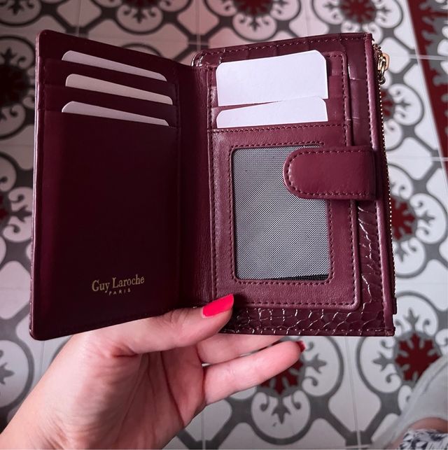 Monedero Guy Laroche Piel
