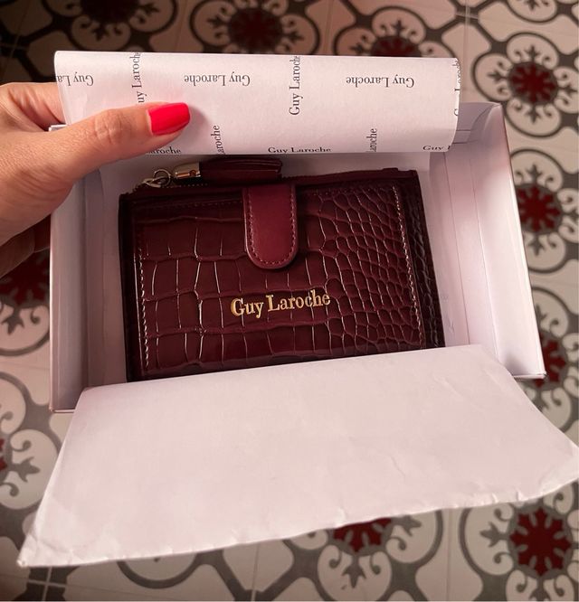 Monedero Guy Laroche Piel