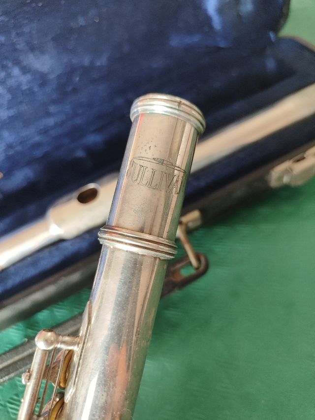 Flauta Sullivan bañada en plata