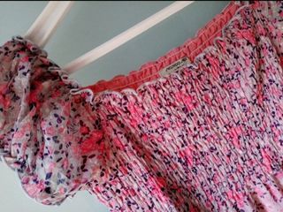 Vestido corto de florecitas de Mundo Mix