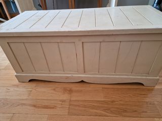 Baúl madera blanco roto almacenaje