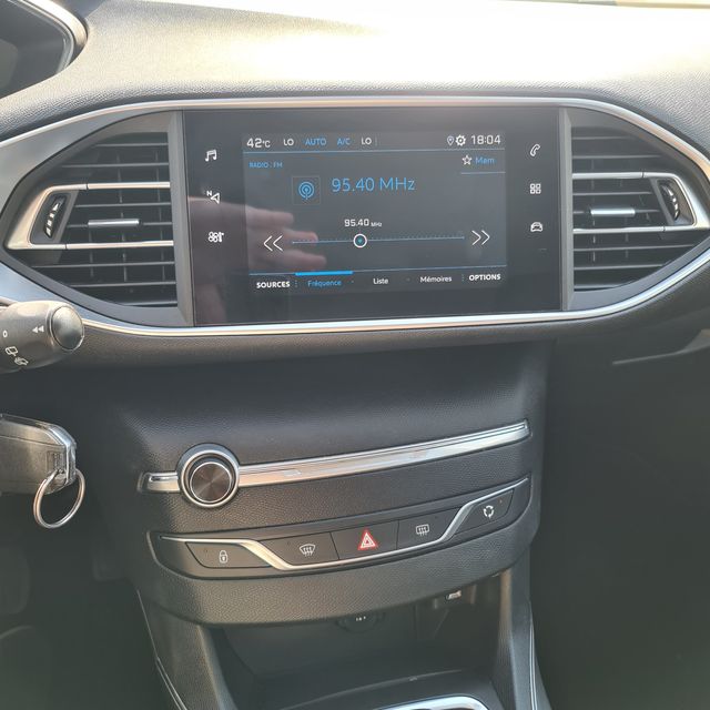 Peugeot 308 SW Active Pack EAT8 1.5 BlueHDi