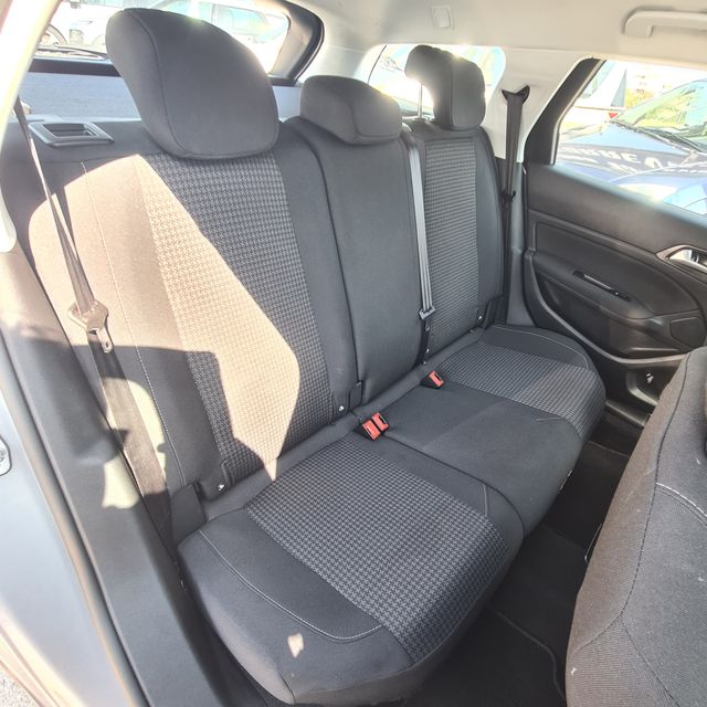 Peugeot 308 SW Active Pack EAT8 1.5 BlueHDi