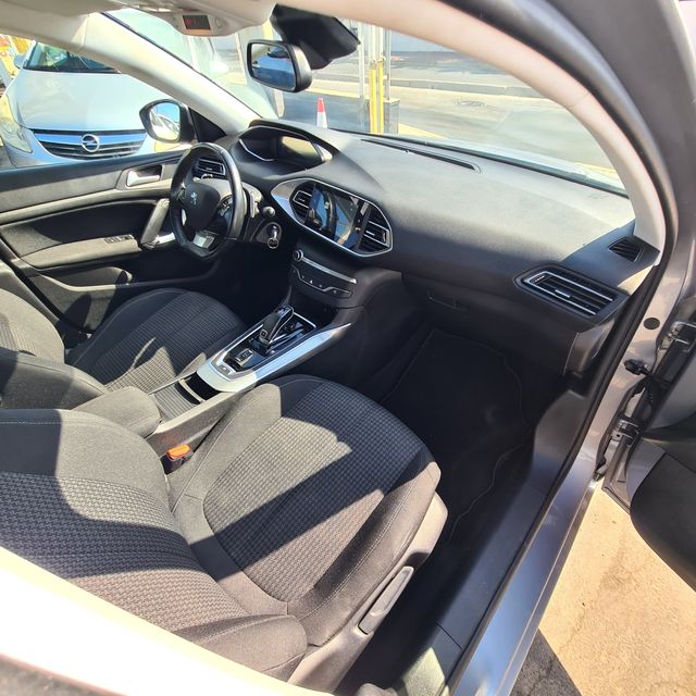 Peugeot 308 SW Active Pack EAT8 1.5 BlueHDi