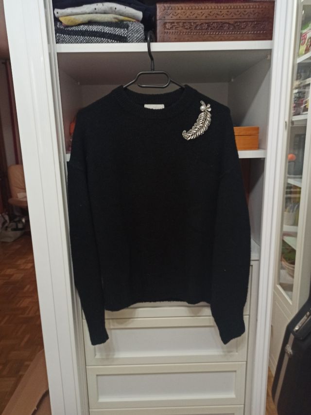 Maglione nero H&M taglia S con fermaglio