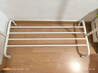 Perchero Ikea blanco