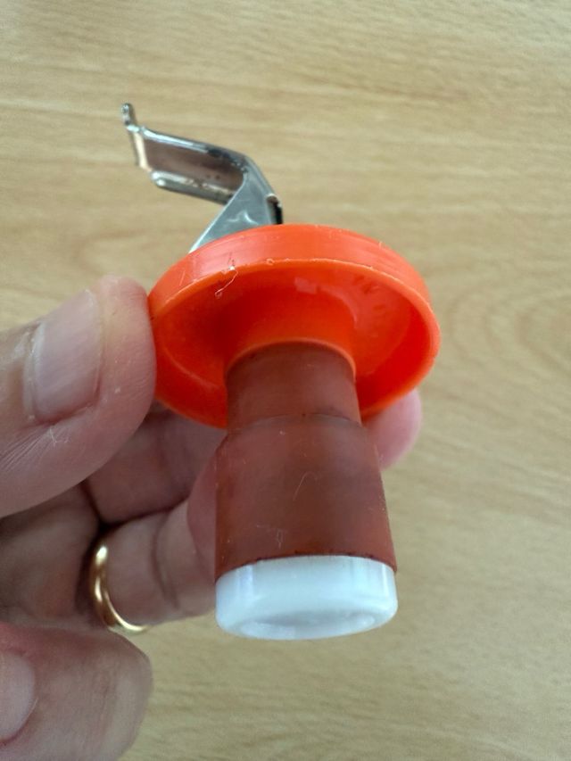 2 tappi salvafreschezza bottiglie