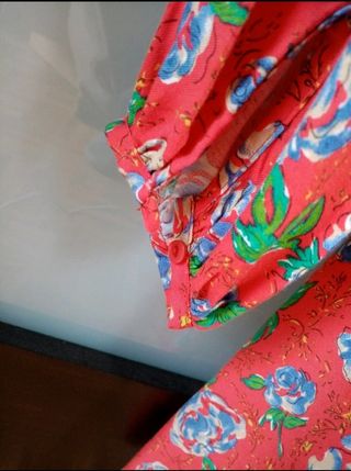 Vestido de Zara rojo flores - talla M
