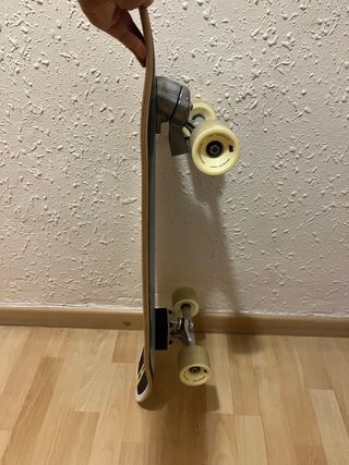 Surfskate Pyzel Yow Shadow 33.5”