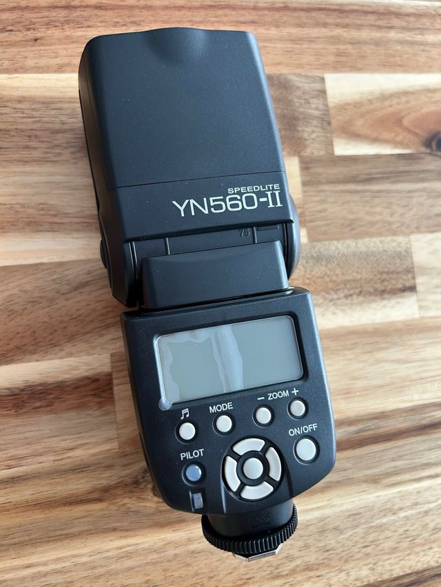 Flash Yongnuo YN560-II Speedlite
