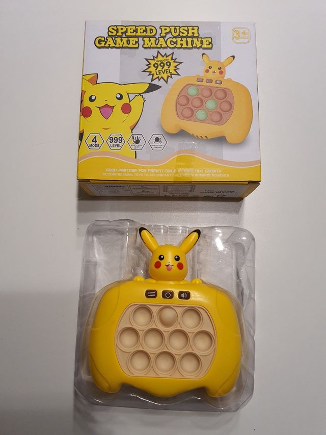 Máquina juego burbujas Pikachu