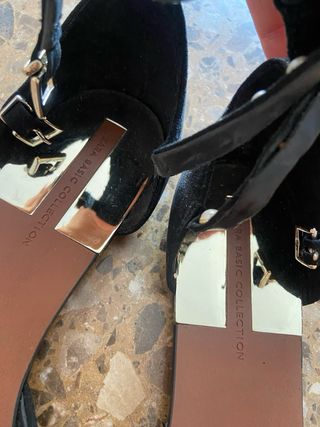 Sandalias planas Zara negras