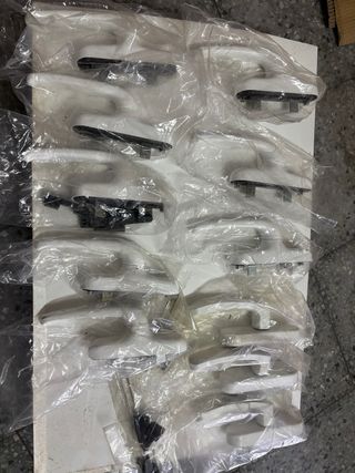 Cierre blanco ventana - Biplaxt  NO VALEN 1€