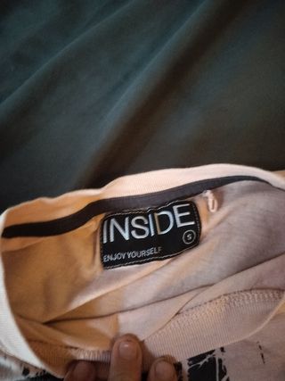 Camiseta Inside rosa pastel
