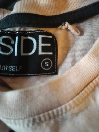 Camiseta Inside rosa pastel
